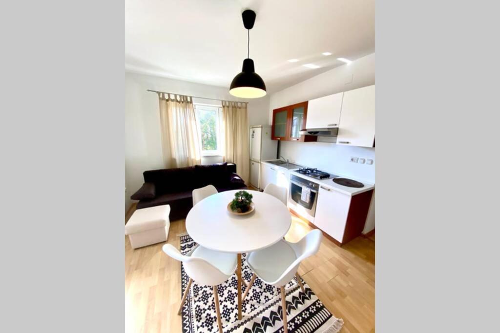 Cozy Apartment Umag Exteriör bild
